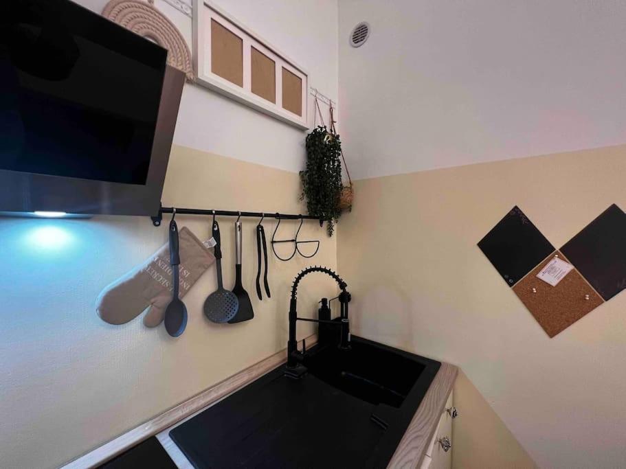 La Regina Delle Locazioni Ai Navigli 1 Apartman Milánó Kültér fotó